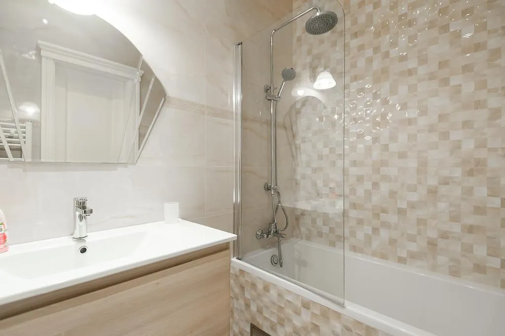 براغ Krakovska Apartment