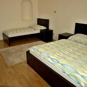 Apartment Tronicek, Prag